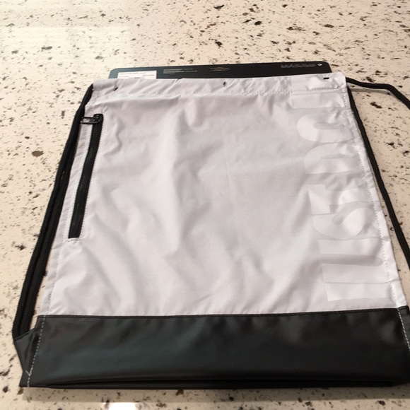 ❤️NEW!!!❤️ Nike Brasilia Training Gymsack. - Picture 7 of 8